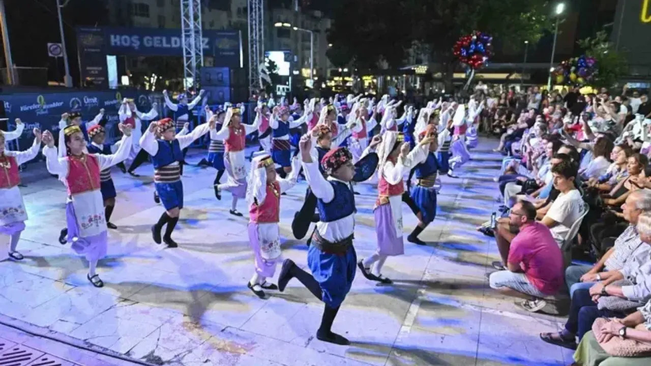 Yöreler Renkler Festivali’nde Ege ve Marmara rüzgarı