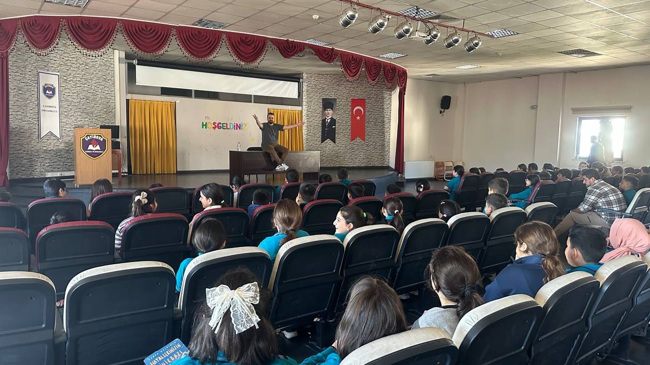 Çayırova Kitap Günleri’nin coşkusu okulları da sardı