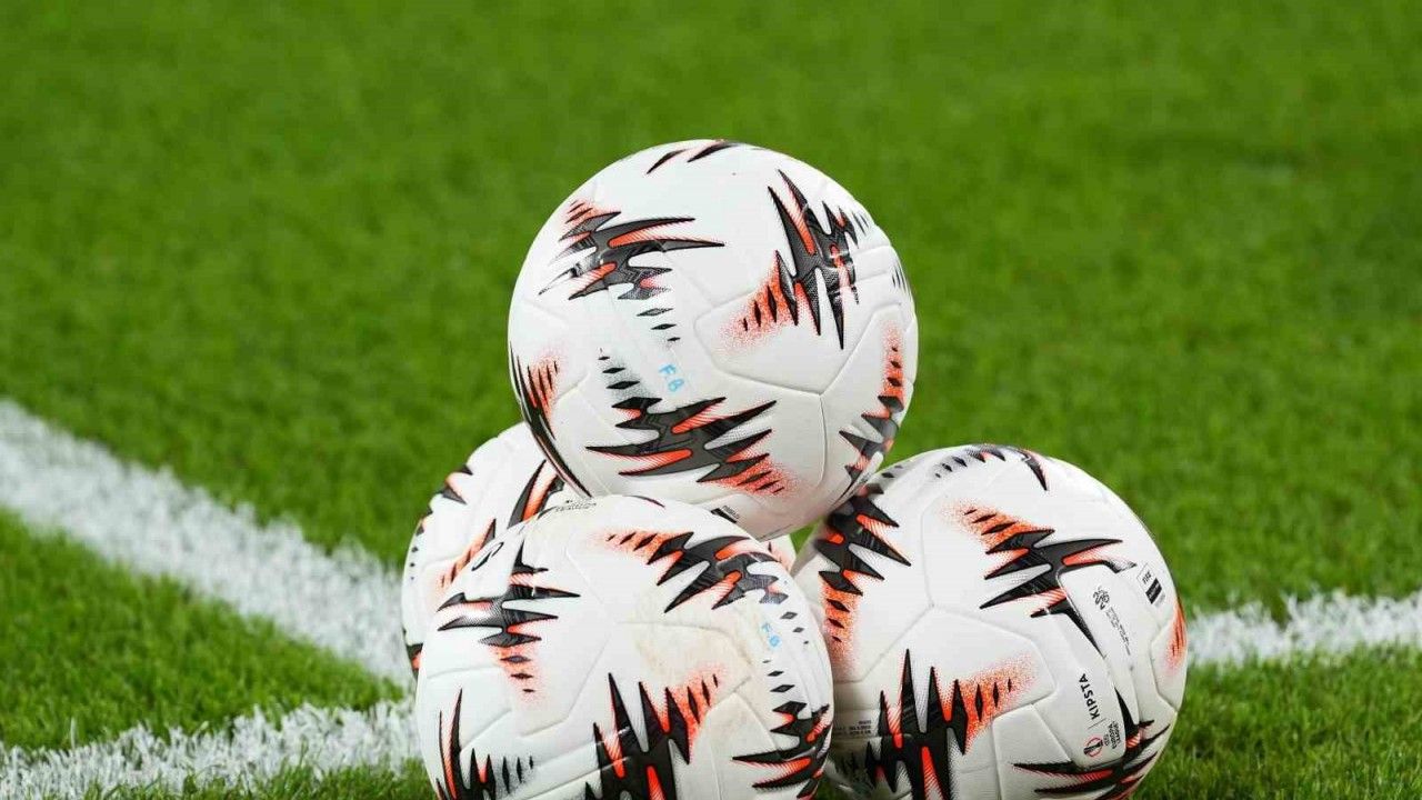 Domenico Tedesco’dan Stuttgart karşısında 4 değişiklik