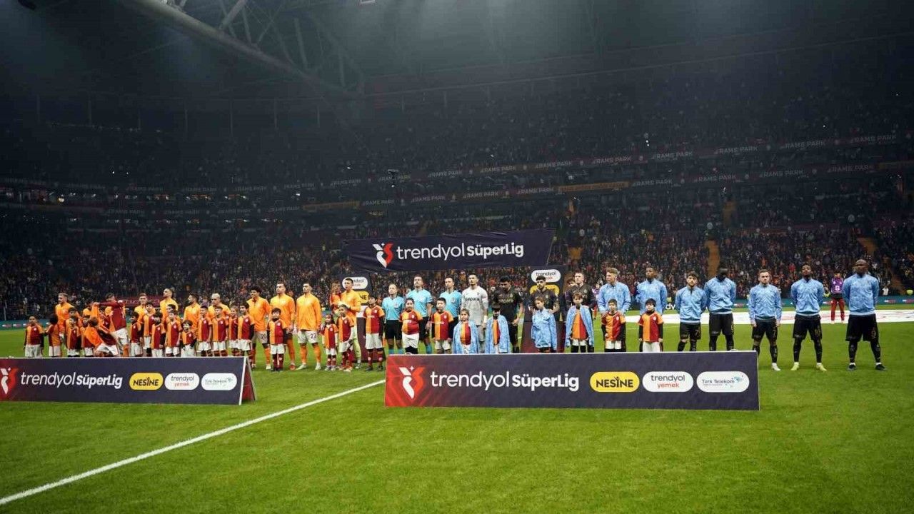 Galatasaray ile Trabzonspor 141. kez karşılaşıyor: Dev randevuda zirve hesapları