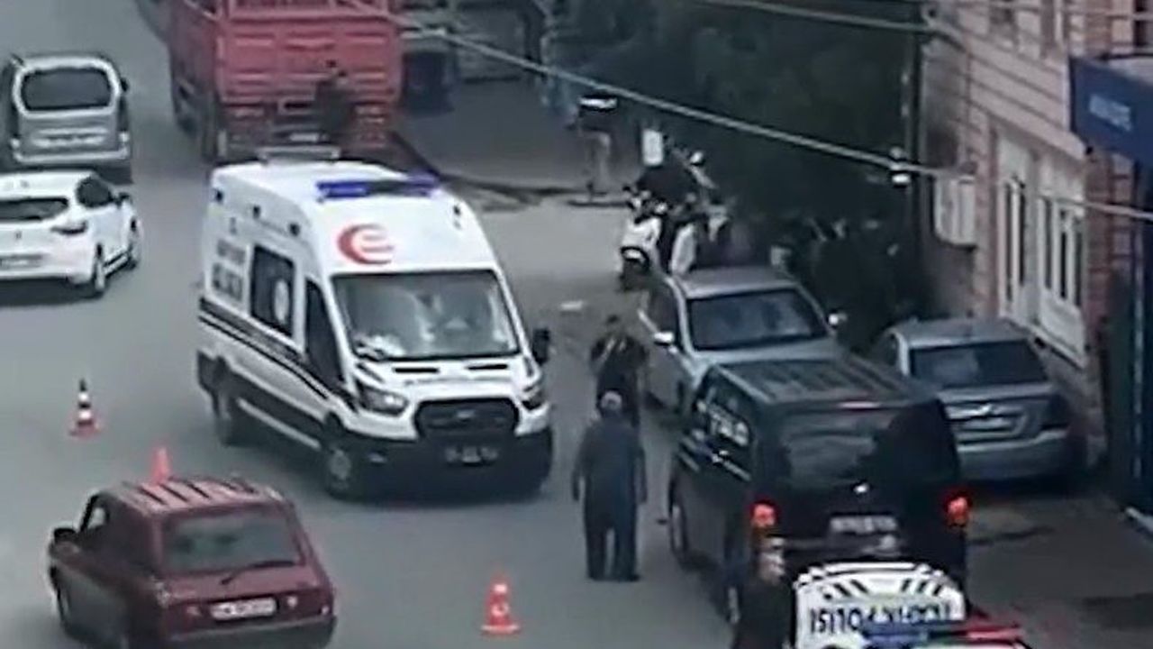 Geyve’de kamyonet motosiklete çarptı! 73 yaşındaki sürücü yaşamını yitirdi