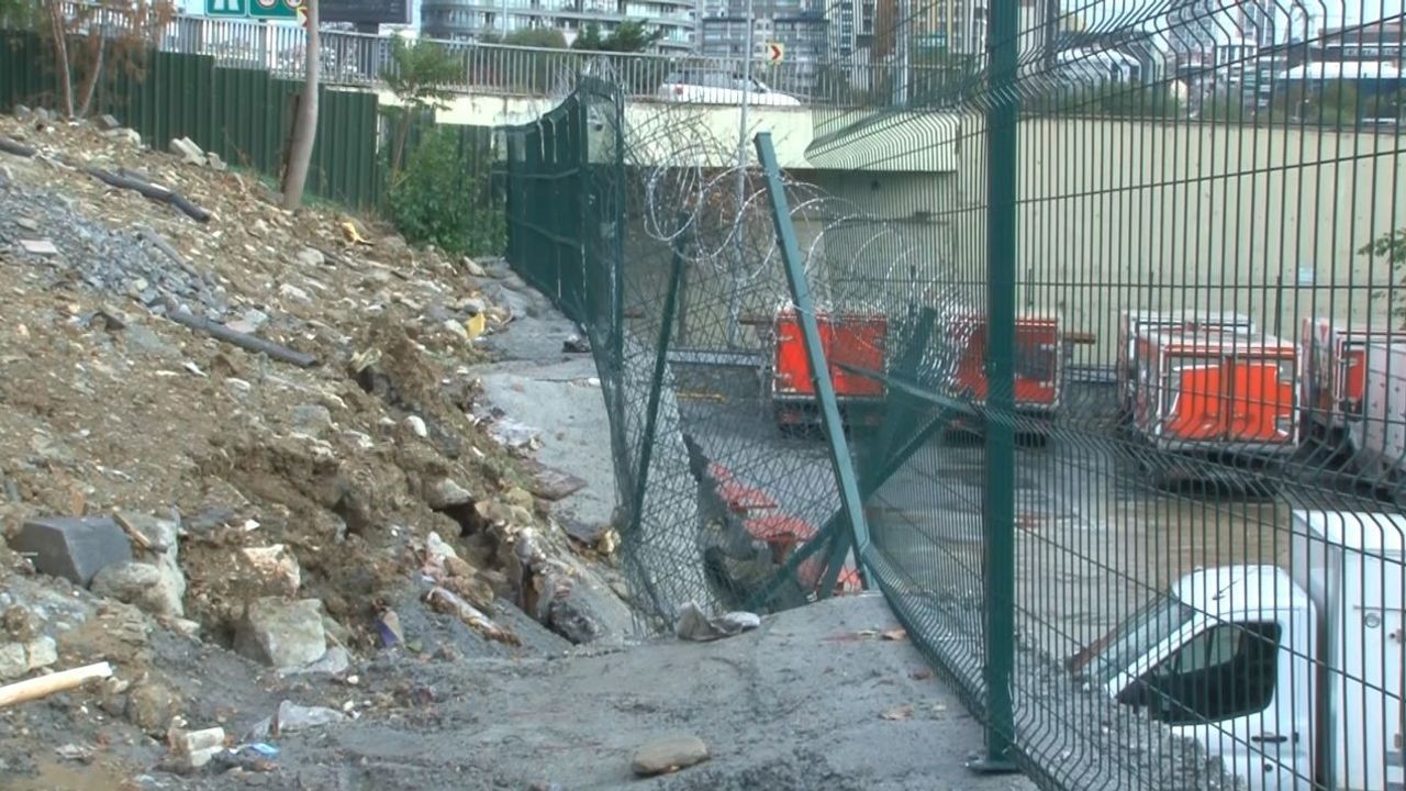 Dondurma fabrikasında duvar çöktü! Faciadan dönüldü