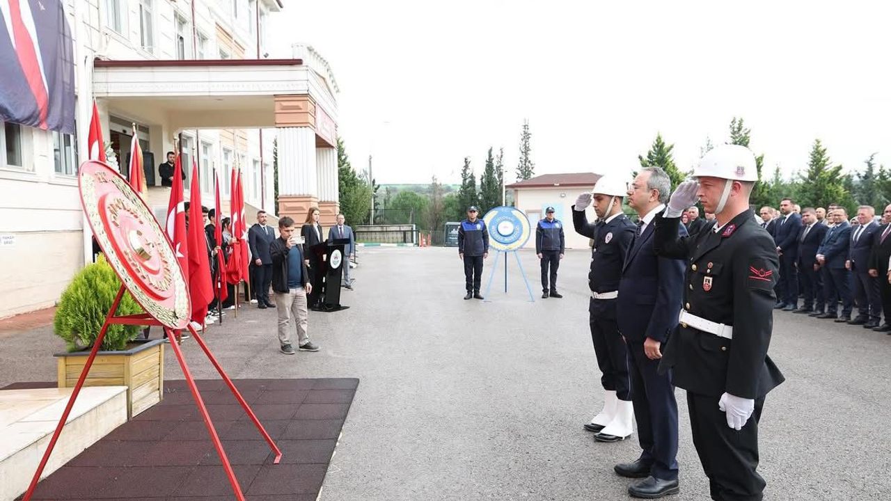 Dilovası’nda Cumhuriyet coşkusu: 102. yıl etkinliklerle kutlandı
