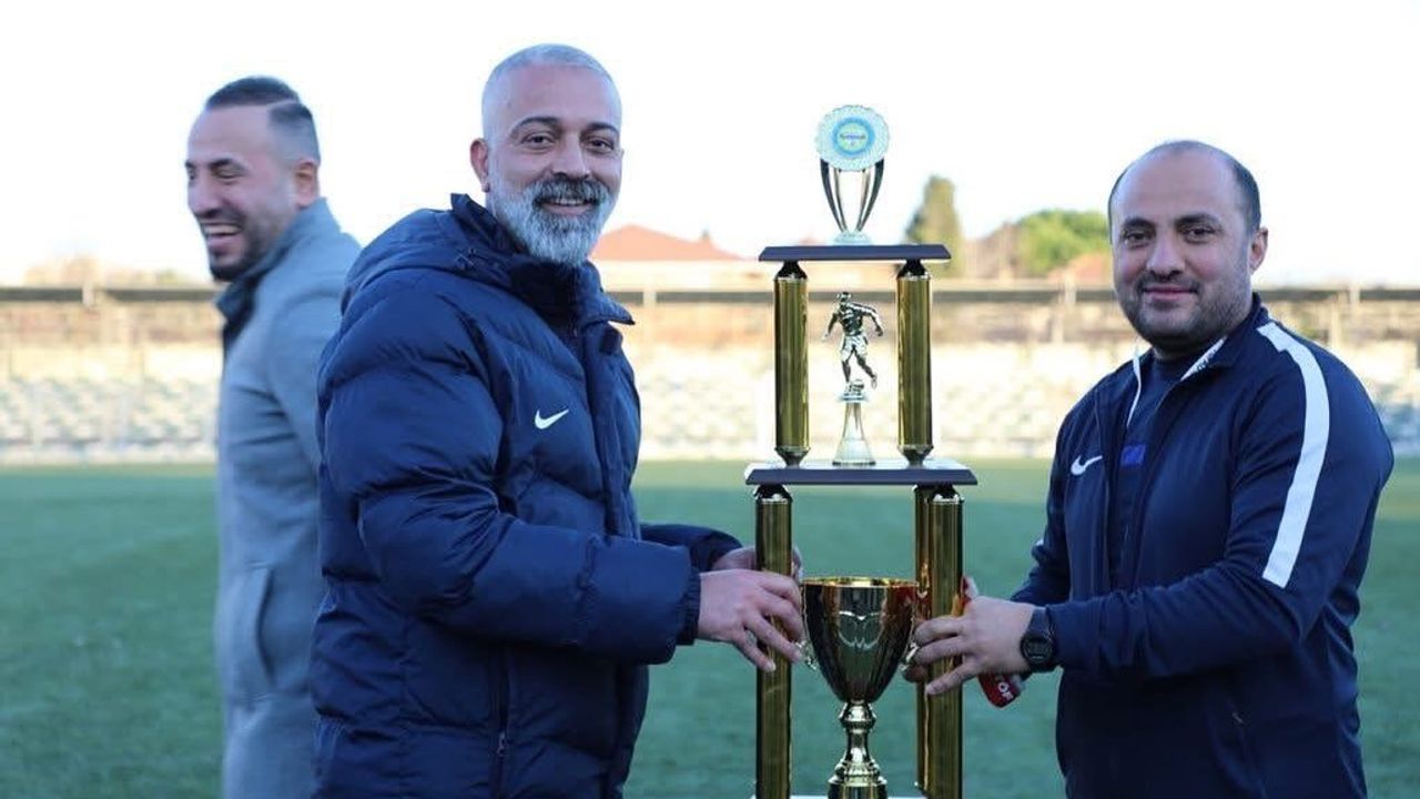 Dilovası Belediyespor’da yeni dönem: Şimşek ve Odabaşı göreve başladı