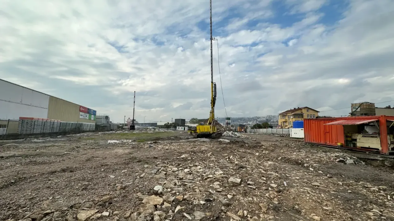 İzmit Sanayi Mahallesi’ne Yeni İş ve Yaşam Merkezi Geliyor