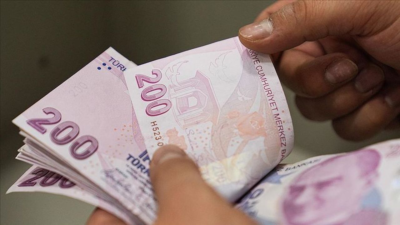 Kandıra Belediyesi’nden Personeline 91 Bin 600 TL’lik Promosyon Desteği