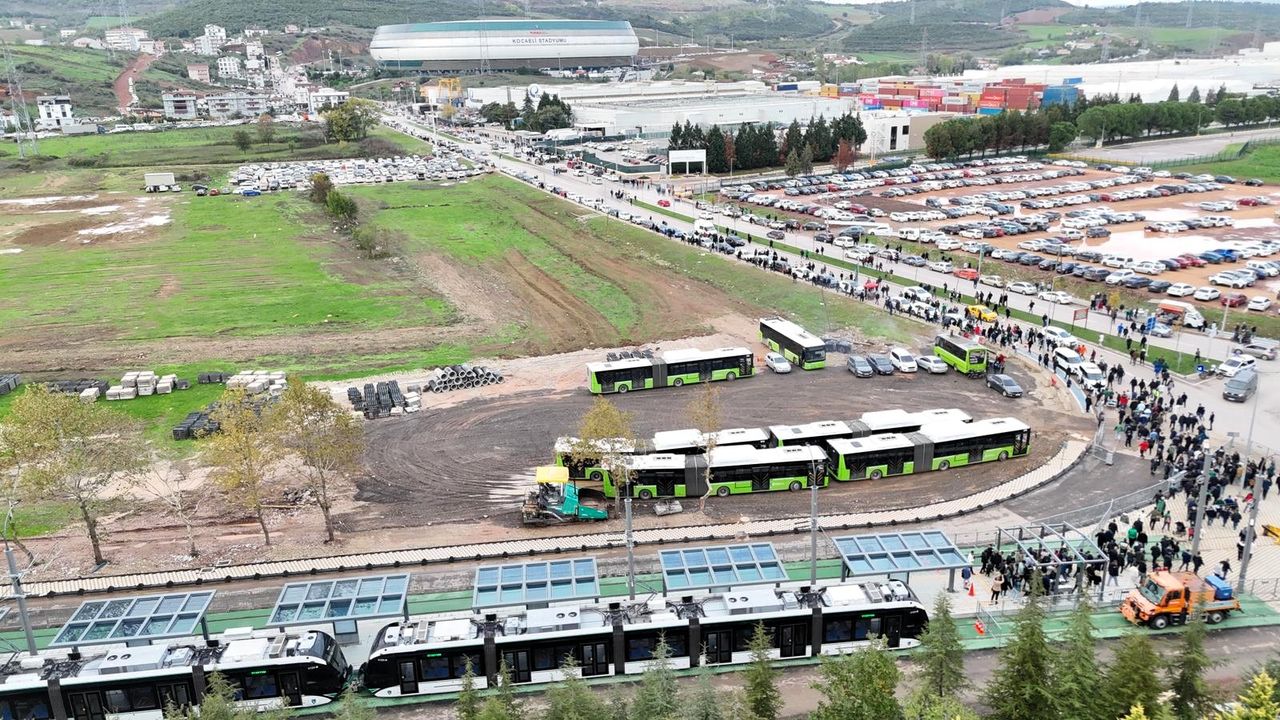 Stadyuma Ulaşım Büyükşehir'le Çok Kolay: Kocaelispor Taraftarı Maça Tam Zamanında Ulaştı