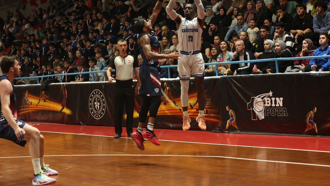Çayırova İçeride, Kağıtspor Deplasmanda Parkeye Çıkıyor