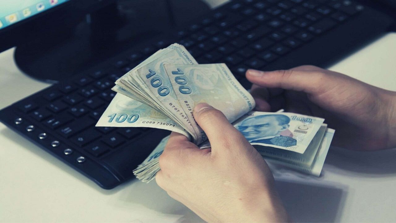 Emekliye flaş liste: İşte şu an en yüksek maaş promosyonu veren bankalar!