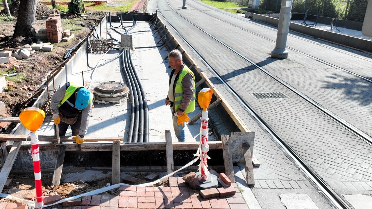 Kocaeli’de tramvay hattı büyüyor: 5 istasyonda genişletme çalışması başladı