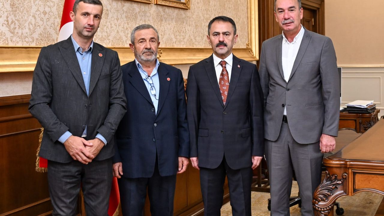 İzmit Mahalle Muhtarlarından Vali Aktaş’a Nezaket Ziyareti