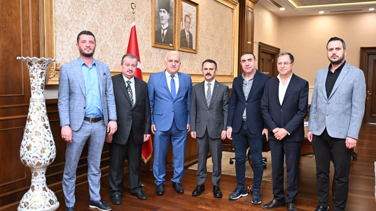 Kocaeli Kuyumcular Derneği’nden Vali İlhami Aktaş’a ziyaret