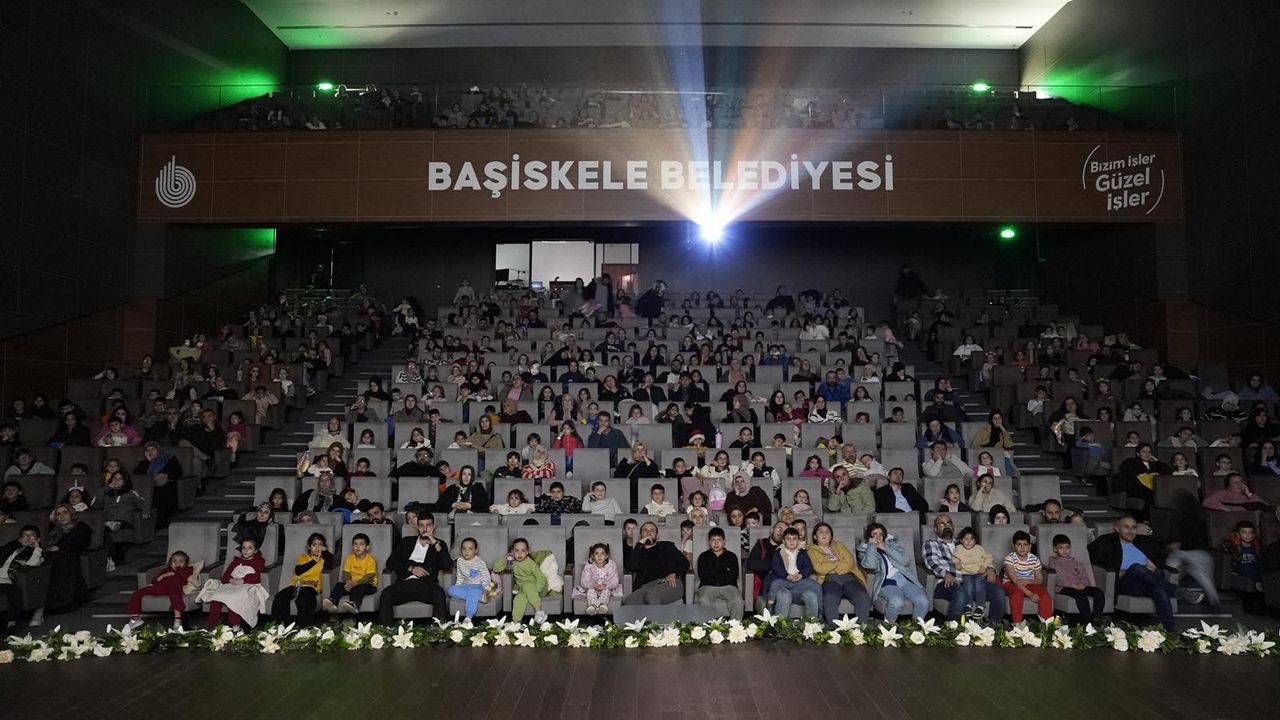 Başiskeleli Çocukların Ara Tatilde Sinema Keyfi
