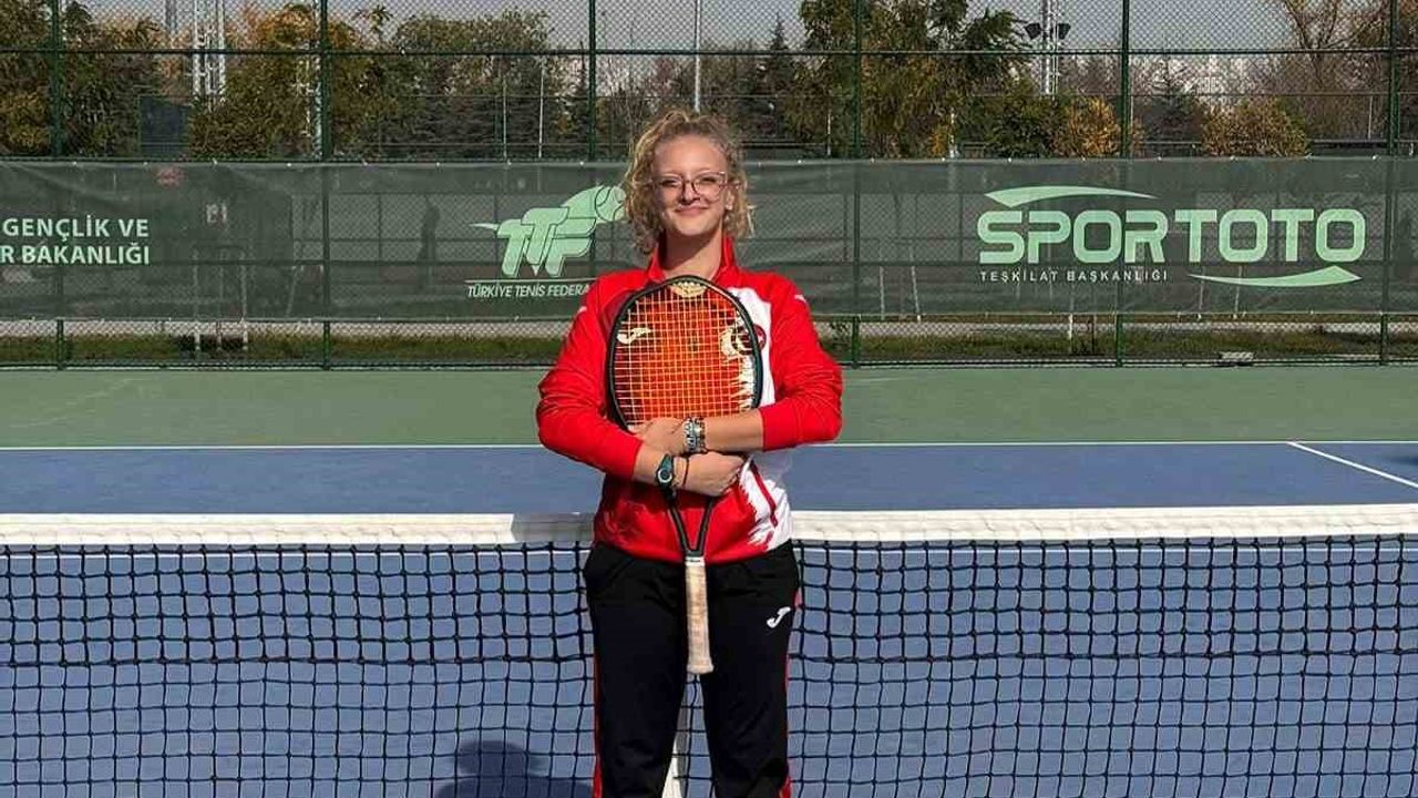 16 yaşındaki tenisçi Zeynepsu, Tokyo Olimpiyatları için milli formayı giydi