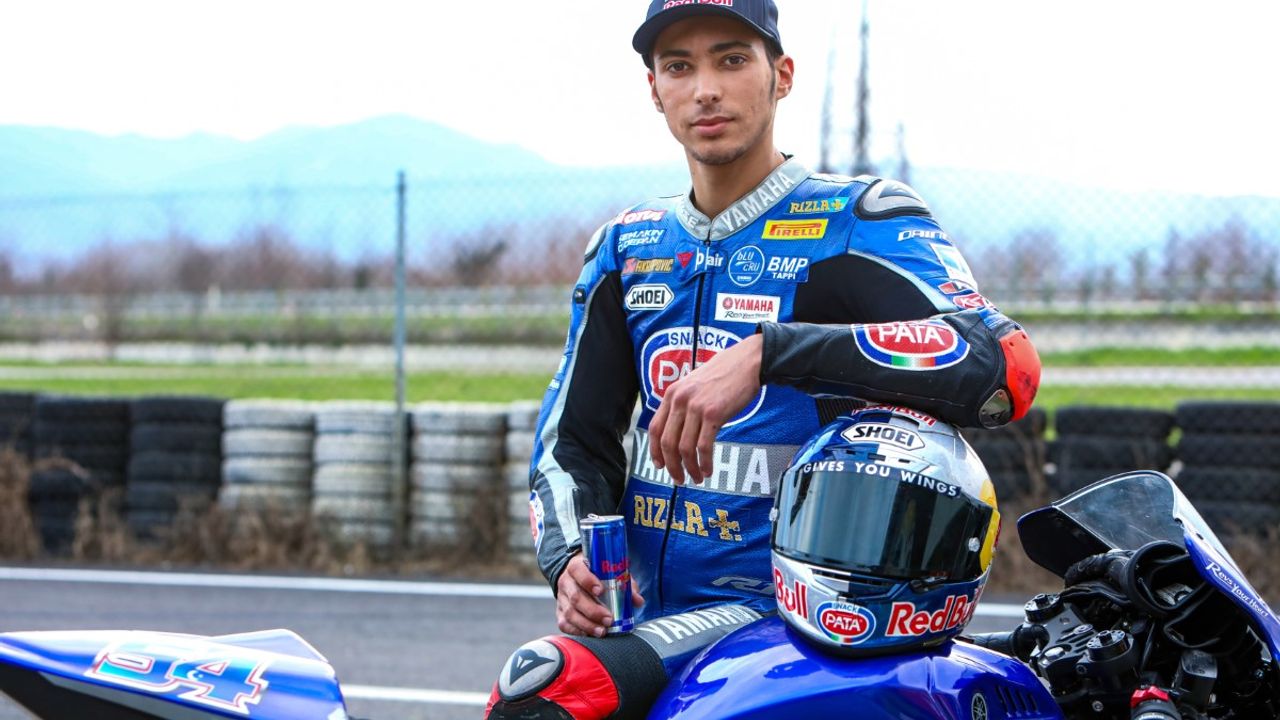 Toprak Razgatlıoğlu Kimdir? MotoGP’ye Yükselen İlk Türk Yarışçı