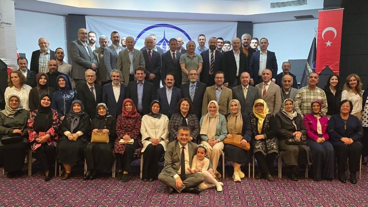 Prof. Dr. Murat Yülek: “Sanayileşme tesadüfen olmaz, kalkınma planlı bir süreçtir”