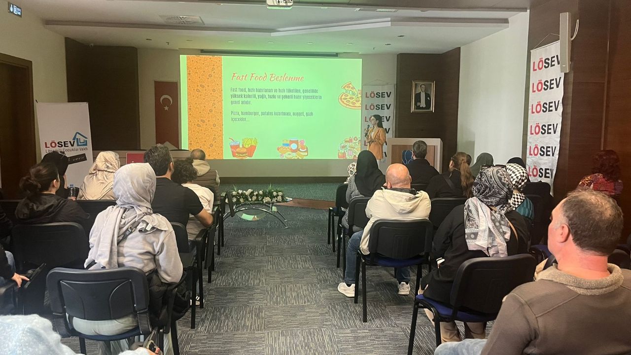 LÖSEV Mutlu Et Paketleri ile Mutluluk Paylaştıkça Çoğalıyor