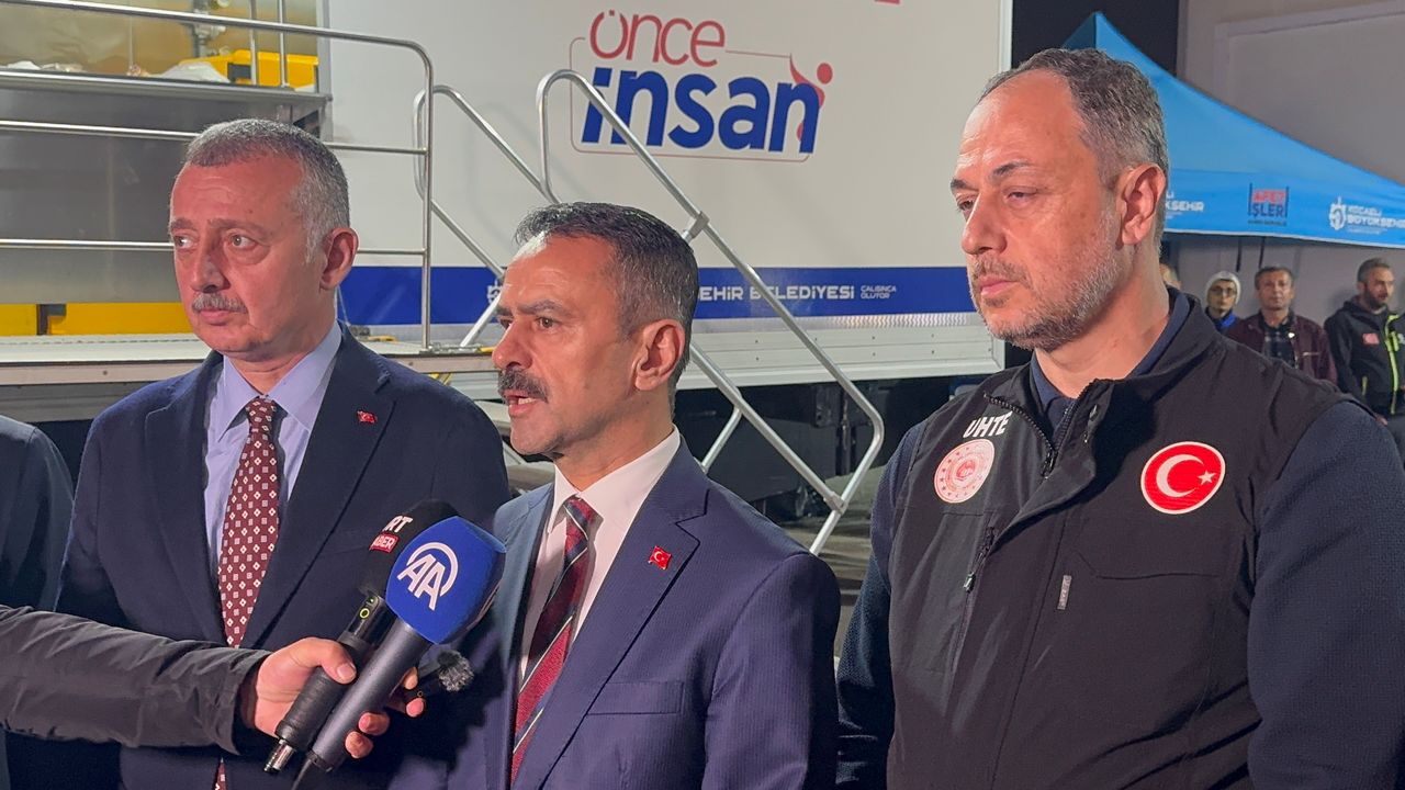 Vali Aktaş: "Kartepe’deki Facia Sonrası Yol Haritamızı Yarın Açıklayacağız"