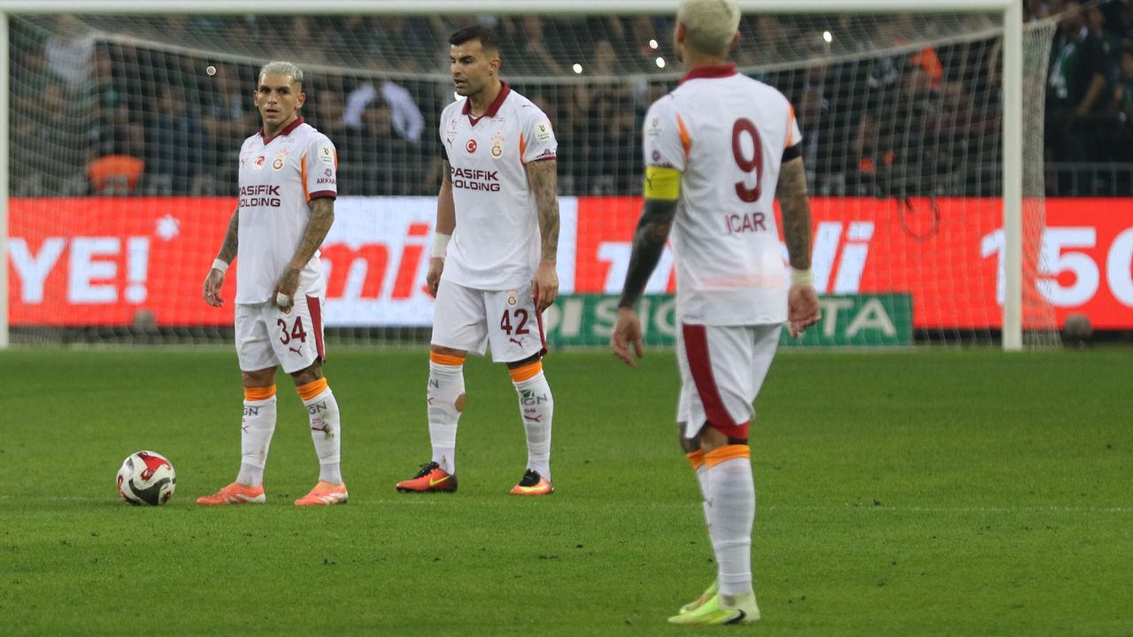 Galatasaray'ın 19 maçlık yenilmezlik serisi Kocaelispor karşısında bitti