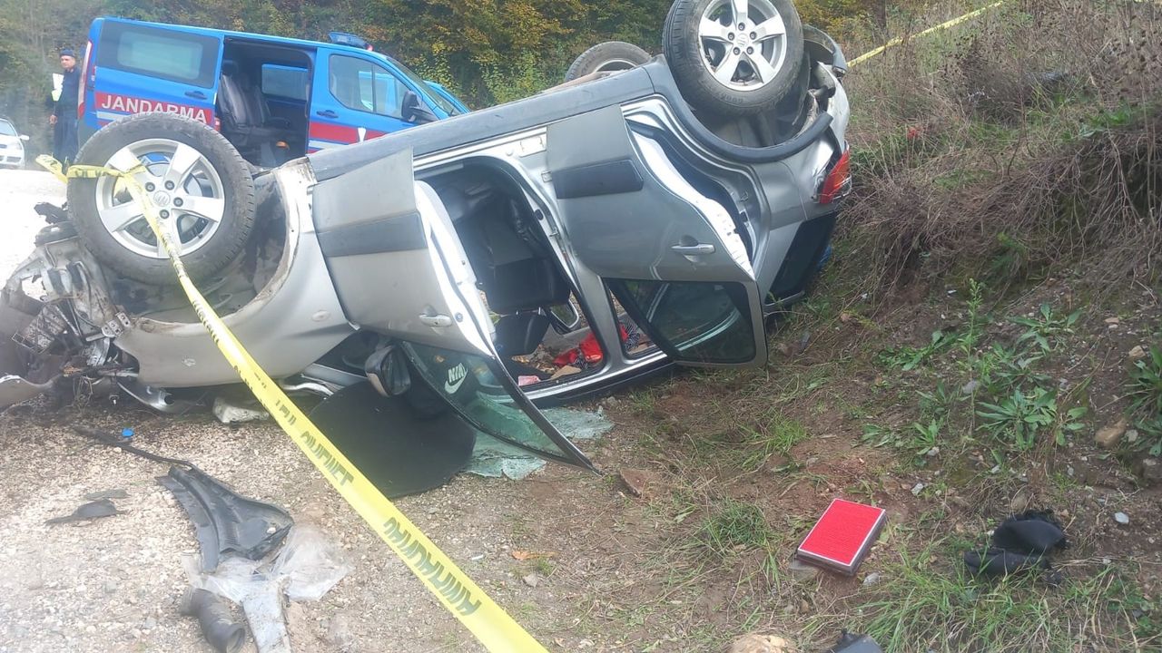 Sakarya Akyazı’da Şarampole Uçan Otomobil Kazasında Ölü Sayısı İkiye Yükseldi