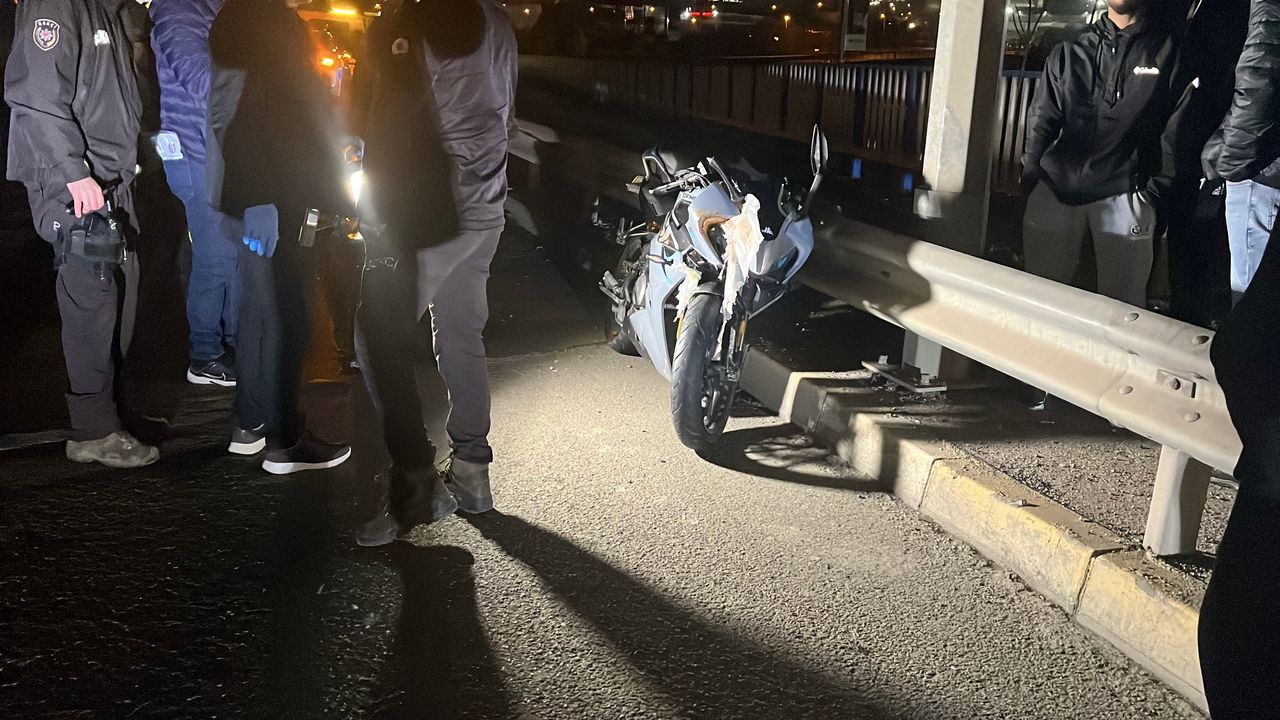 Dilovası’nda Tır Sürücüsüne Motosiklet Çarptı, 2 Ölü