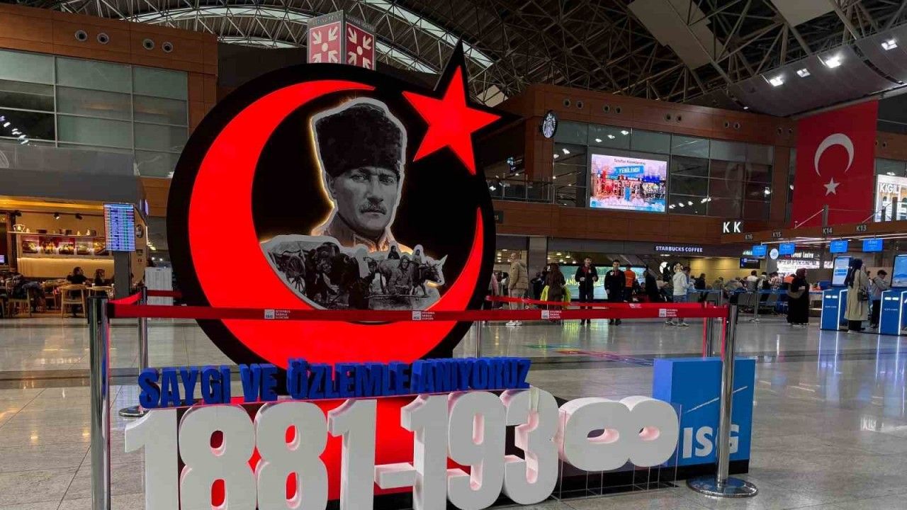 Atatürk 10 Kasım’da İstanbul Sabiha Gökçen’de anıldı