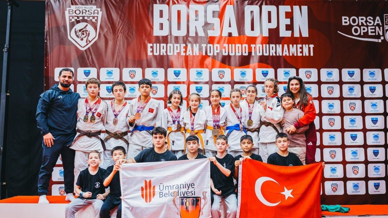 27 ülke arasında zirveye oynadılar: Ümraniye Belediyesi Avrupa ikincisi oldu