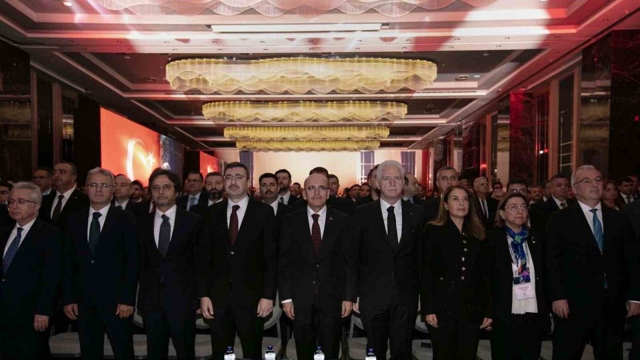 Bakan Şimşek: ‘‘Sermaye piyasaları ağırlıklı finans modeline geçiş yapmak istiyoruz’’