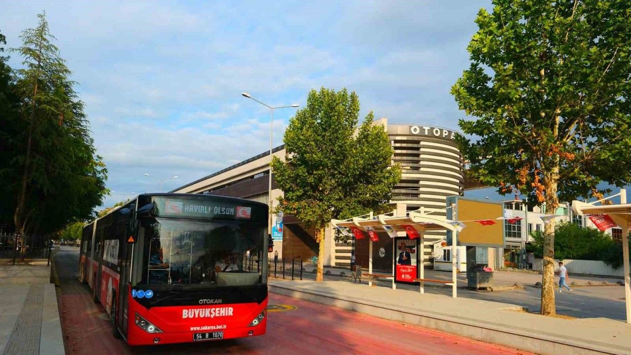 Başkan Alemdar: Güvenli, ucuz ve konforlu toplu taşımayı hayata geçirmeye gayret ediyoruz