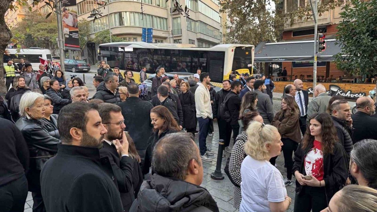 Beşiktaş Belediyesi’nden 10 Kasım Saygı Yürüyüşü