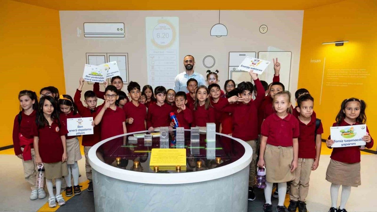 Enerjisa Enerji, enerji kaşiflerini enerji tünelinde ağırladı