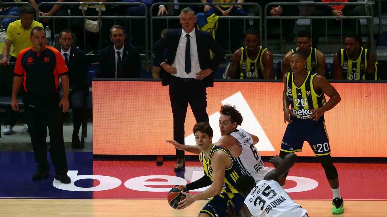 Euroleague: Fenerbahçe Beko: 66 - Virtus Bologna: 64