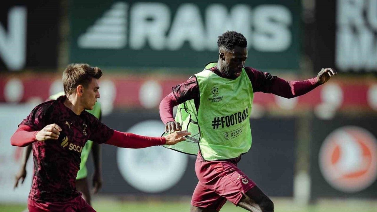 Galatasaray, Ajax maçı hazırlıklarına başladı