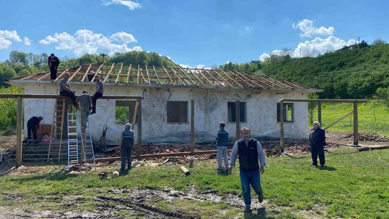 100’er lira topladılar mucizeyi başardılar: İşte eski okulun yeni hali