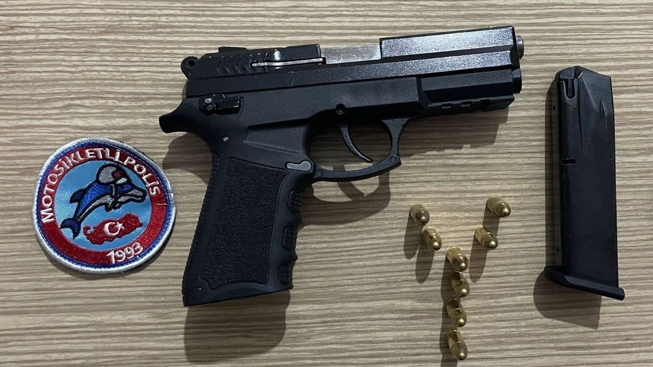 İş yerini kurşunlayacaklardı, polisin dikkati sayesinde yakalandılar