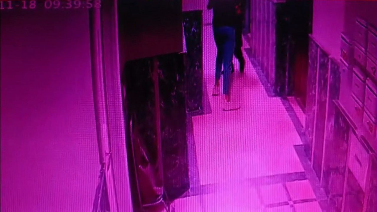 Eşini katleden zanlı Karasu’daki evde başından vurulmuş halde bulundu