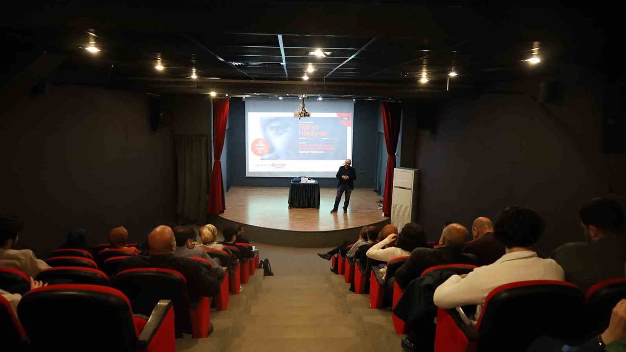 Ozu’nun mirası Sakarya’da yeniden canlandı: Tokyo Hikayesi izleyenleri düşündürdü