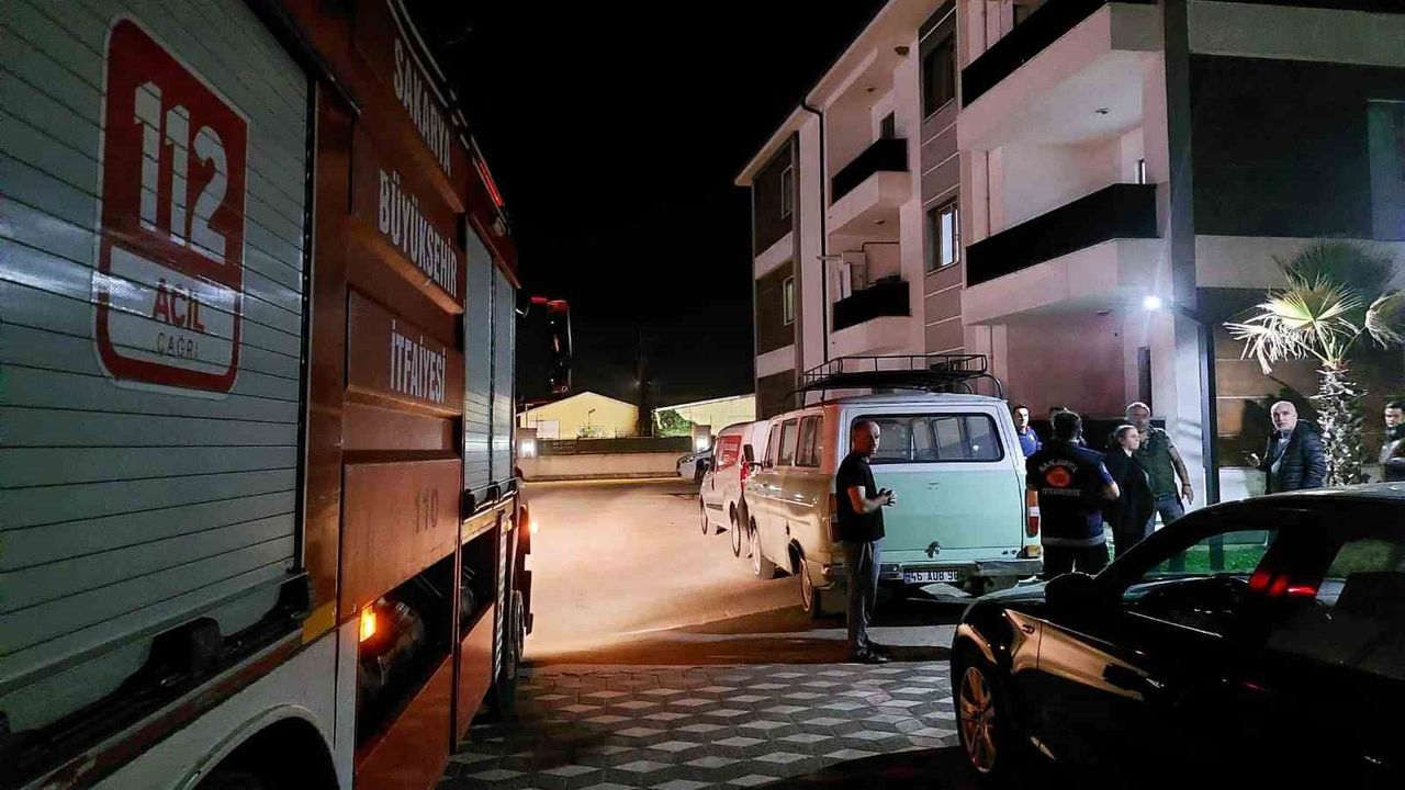 Nefes kesen kurtarma: 4 yaşındaki çocuk evde kilitli kaldı