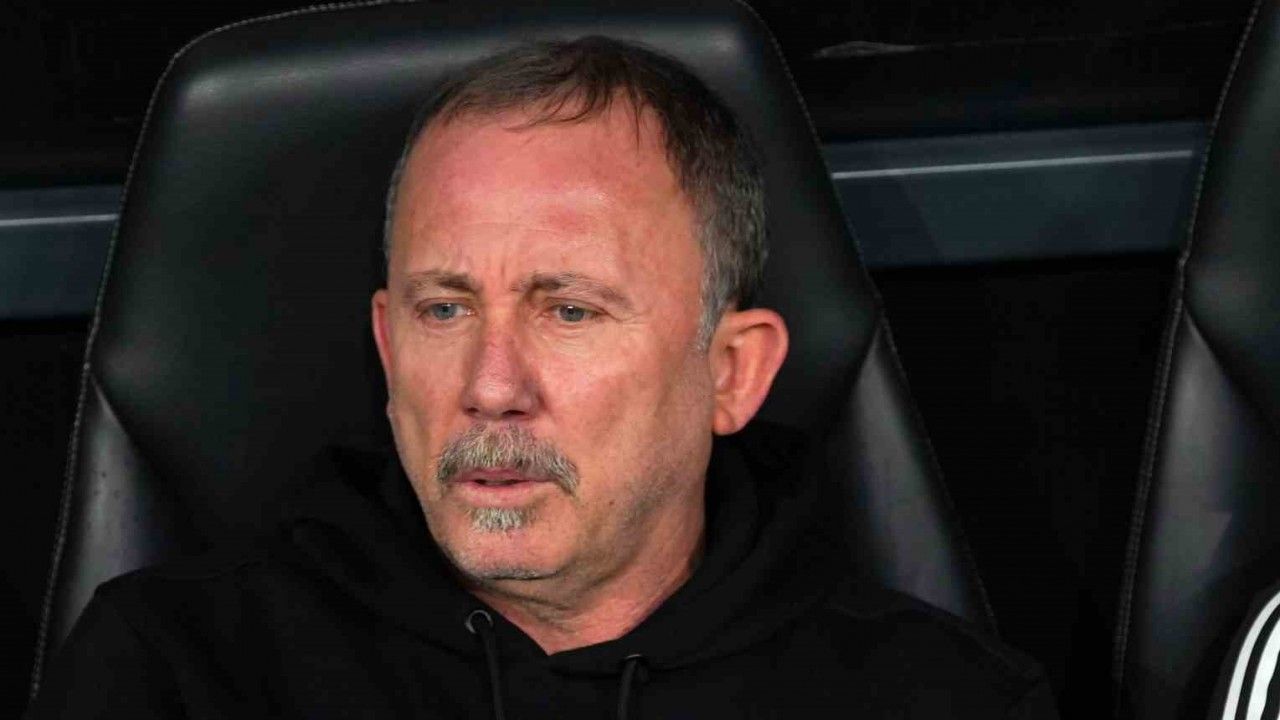 Sergen Yalçın, Beşiktaş’ın başında Fenerbahçe’ye ilk kez kaybetti