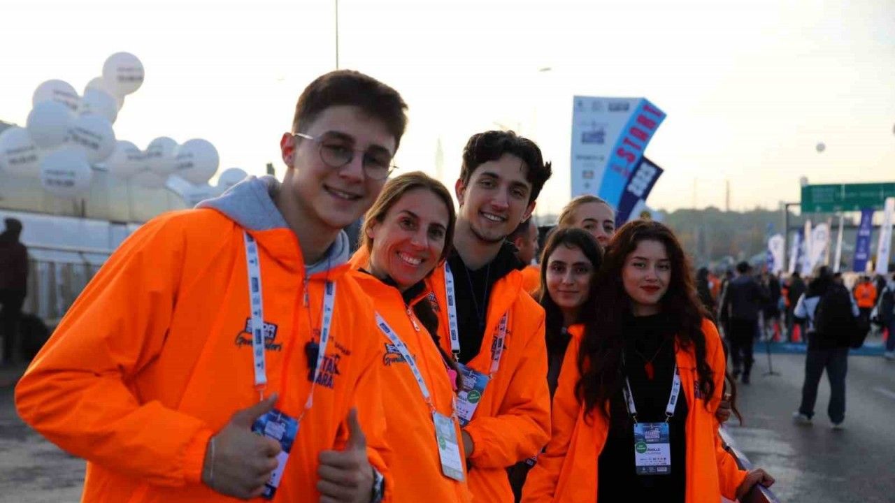 SUBÜ öğrencileri İstanbul Maratonu’nda görev aldı
