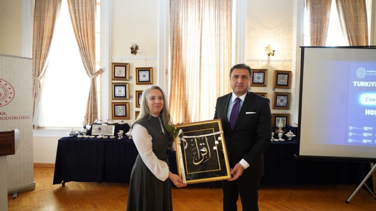 Yeni eğitim modeli öğretmenlerle buluştu: Türkiye Yüzyılı Maarif Modeli tanıtıldı