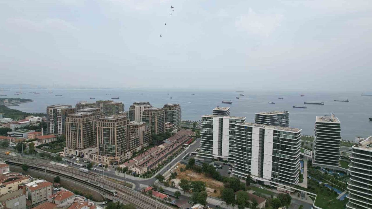 'Türkiye zengin Arapları beklerken zengin Türkler Dubai'ye gitti'