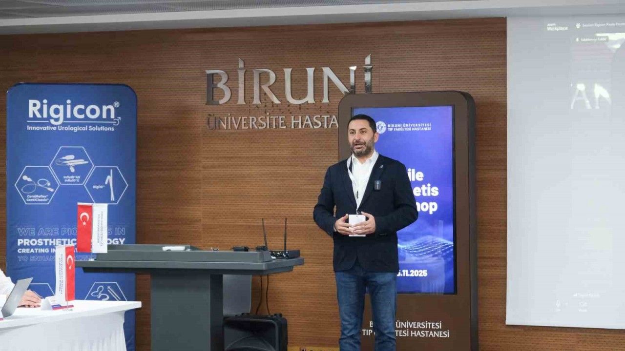 Ürolojide güncel cerrahi teknikler canlı uygulamayla aktarıldı