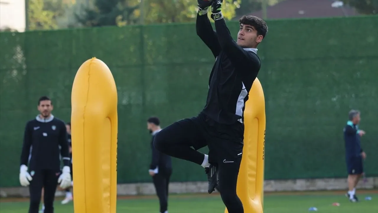 Boluspor – Amed SK Maçı Yayın Bilgisi: Hangi Kanalda, Saat Kaçta?