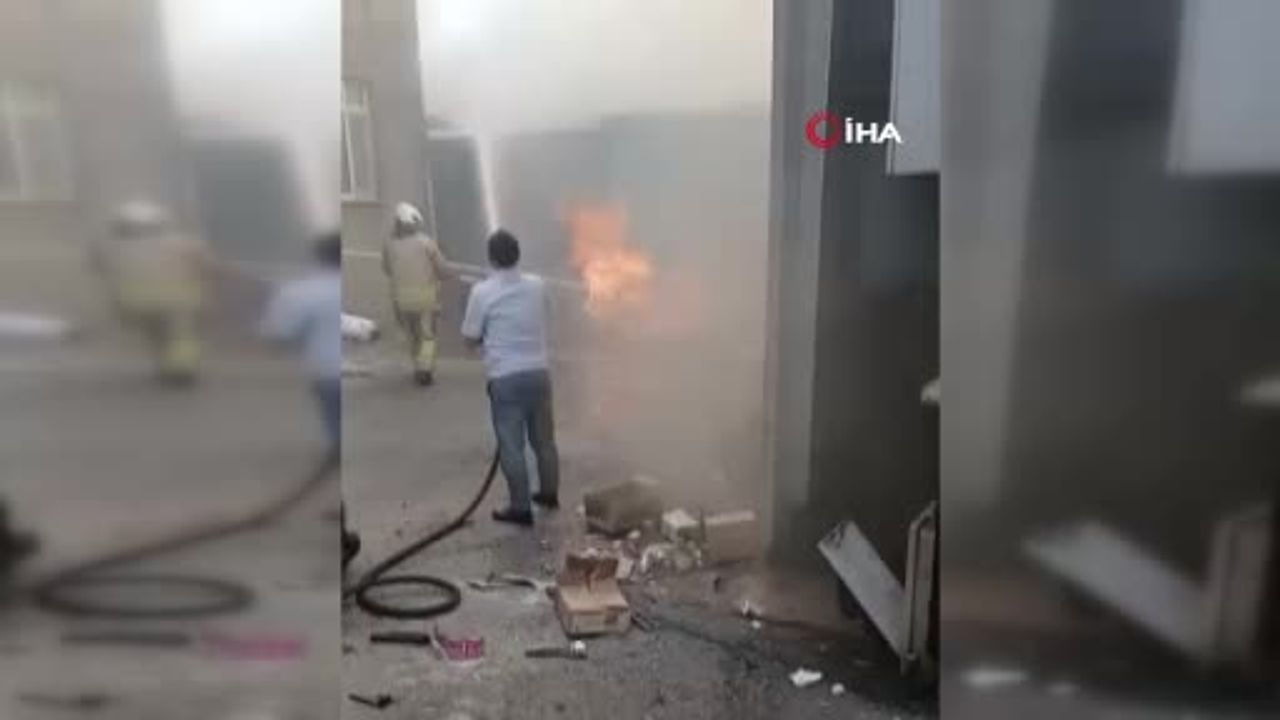 Ümraniye’de İş Yeri Deposunda Yangın: Bir İşçi Dumandan Etkilendi