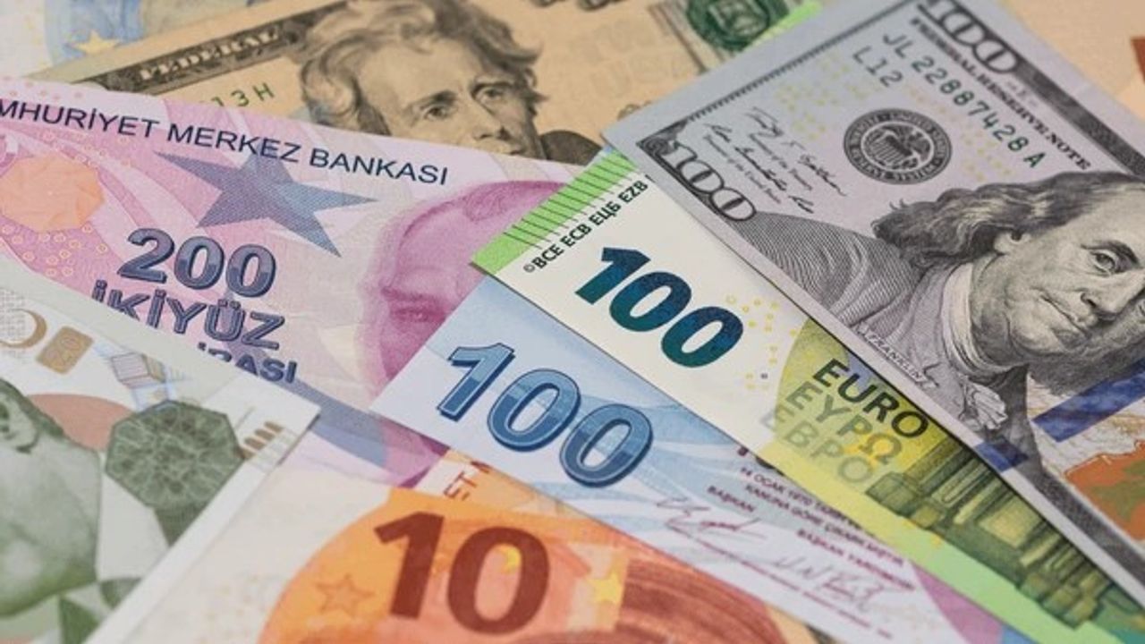 Piyasalarda hareketli sabah! 18 Kasım’da Dolar ve Euro ne kadar oldu?