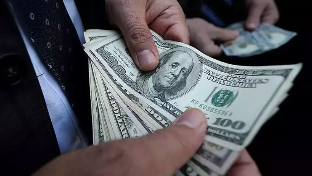 Dolar önce düşecek sonra yükselecek! ABD’li dev bankadan kiriktik uyarı