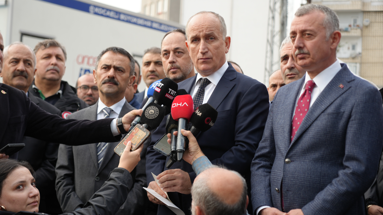 Bakan Yardımcısı Bulut: "Zemin, Binanın Yıkılmasında Önemli Bir Etken"