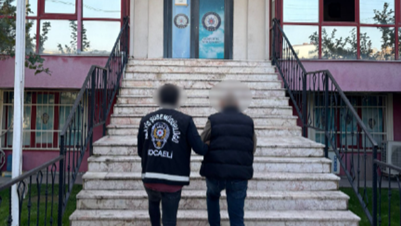 Kocaeli'de uyuşturucu ticaretinden aranan şahıs operasyonla gözaltına alındı