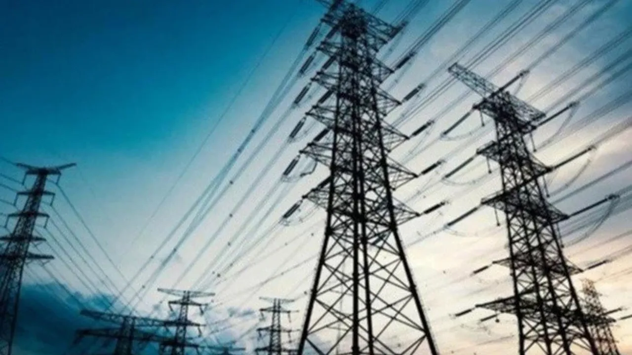 Elektrik kesintisi sabah başlıyor: Kocaeli’de çok sayıda ilçe elektriksiz kalacak